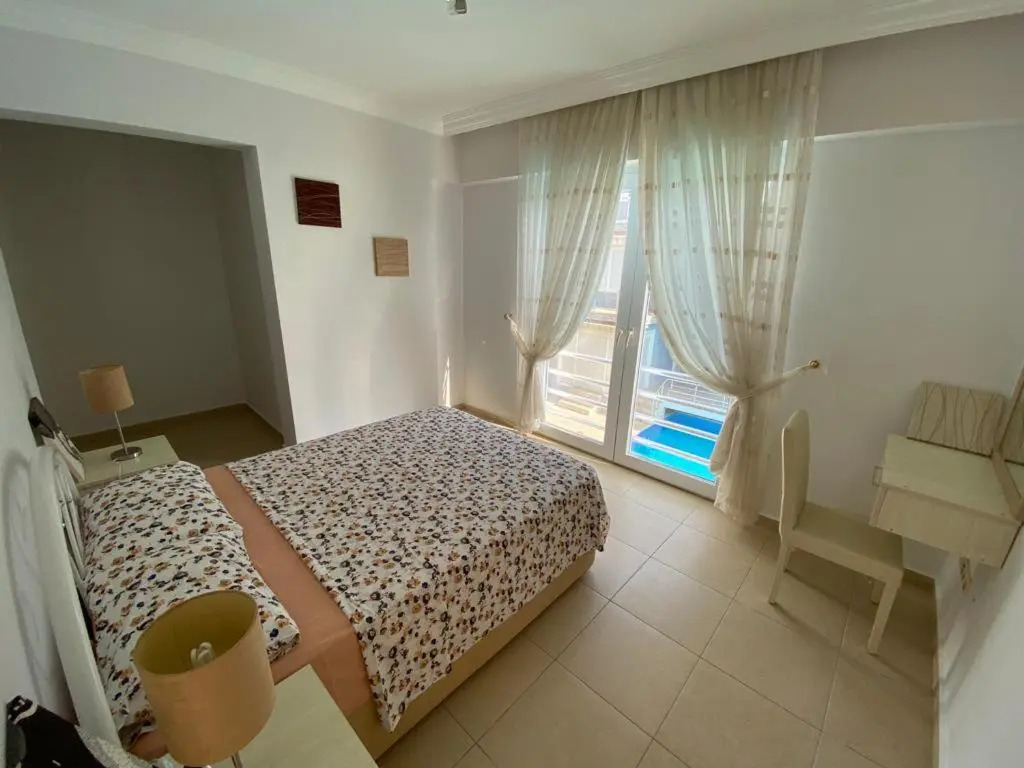 3 katlı triplex havuzlu