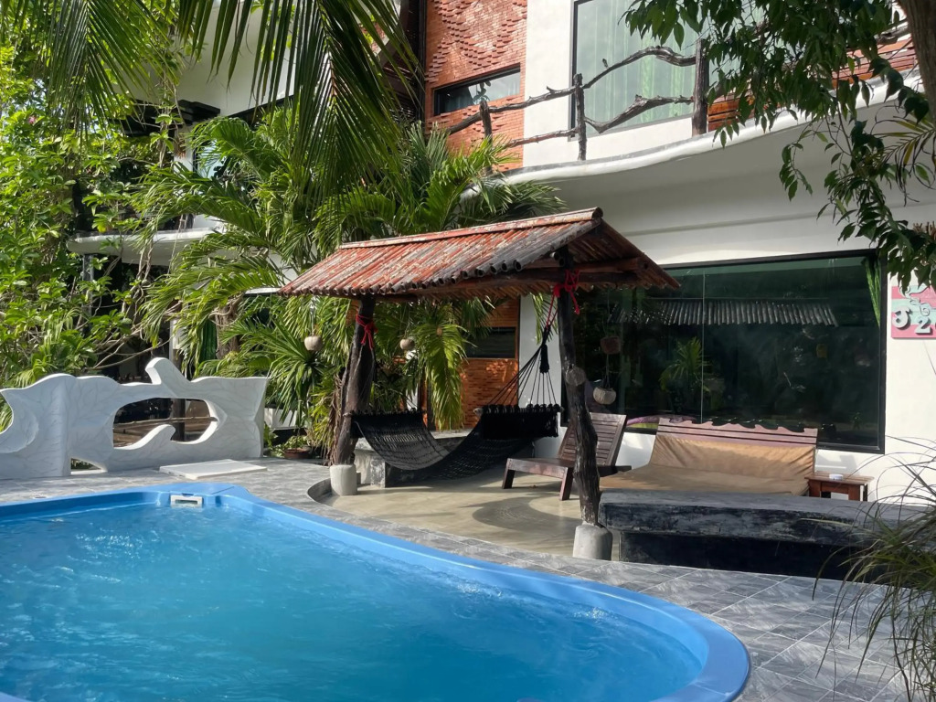 AC 2 Resort