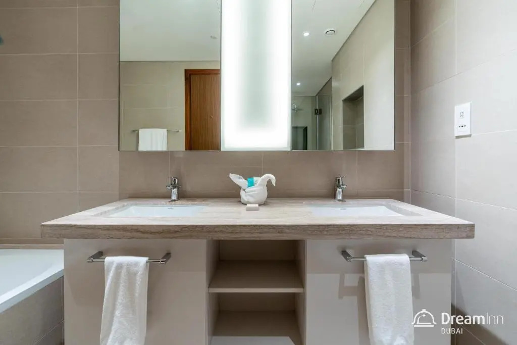Dream Inn Apartment- Boulevard Heights