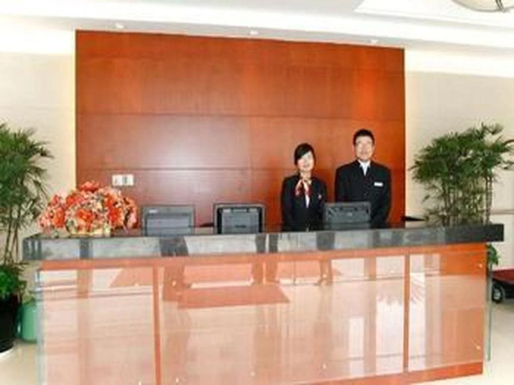 Merryland Traders Hotel