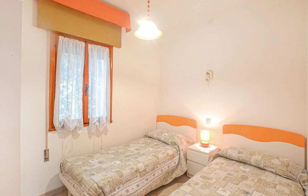 Nice Apartment in Rosolina Mare With 2 Bedrooms and Wifi