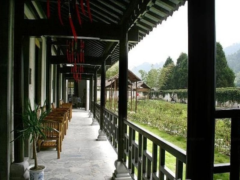 Xidi Travel Lodge