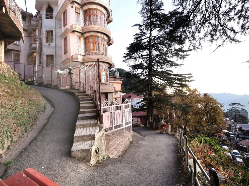 OYO 10404 Home 3BHK Mall Road Shimla
