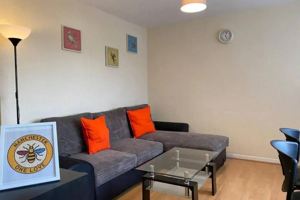 Modern 1 Bed Apartment - Leafy Chorlton Suburbs