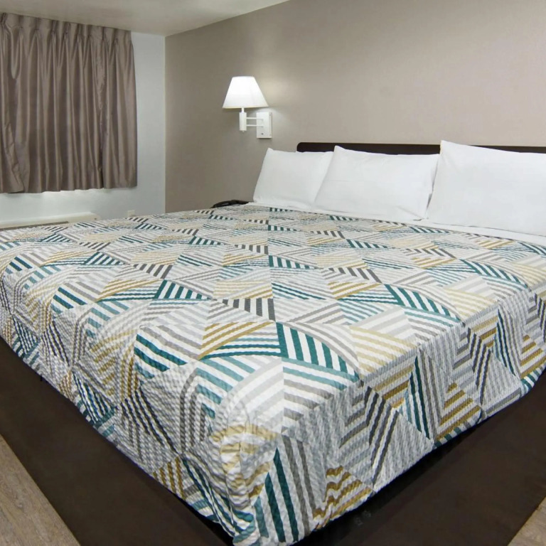 Motel 6-Lancaster, TX - DeSoto - Lancaster