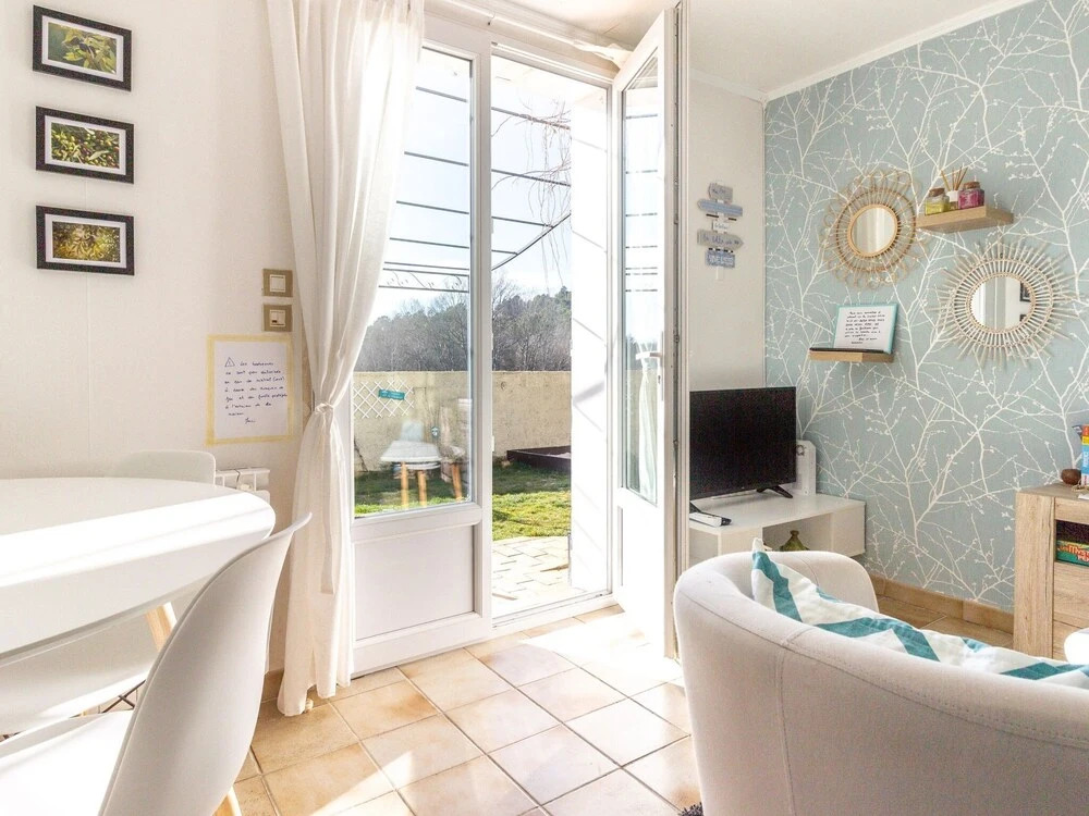 Lush Villa in Gargas with Private Swimming Pool