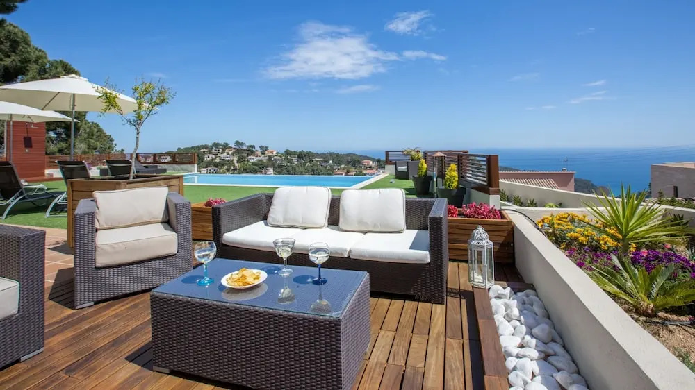 House - 3 Bedrooms with Pool and WiFi - 107973