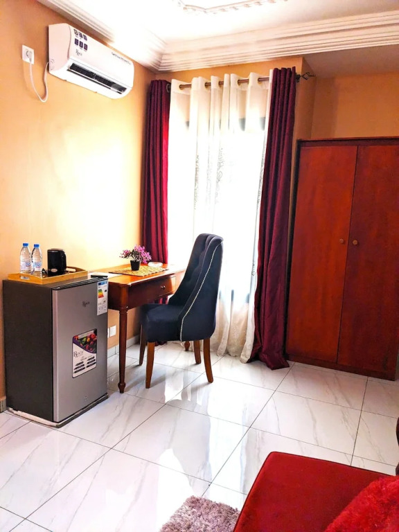 ALICIA HOTEL