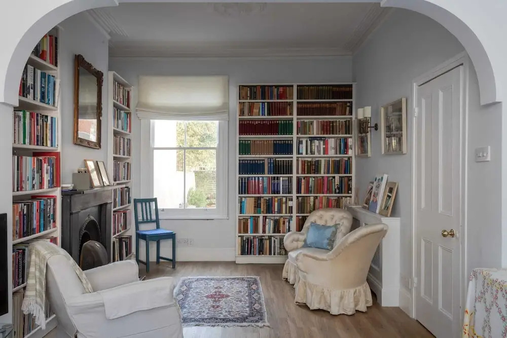 Cosy and Beautiful 2BR Flat Near Battersea Fits 4