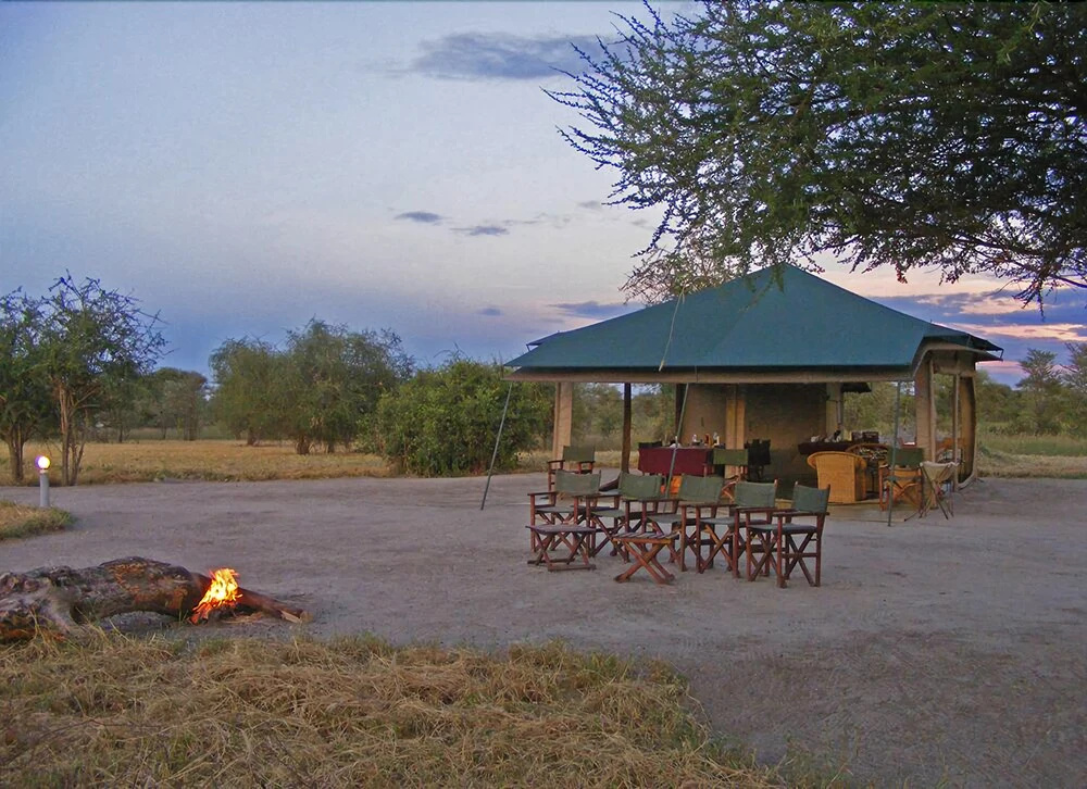 Whistling Thorn Tented Camp