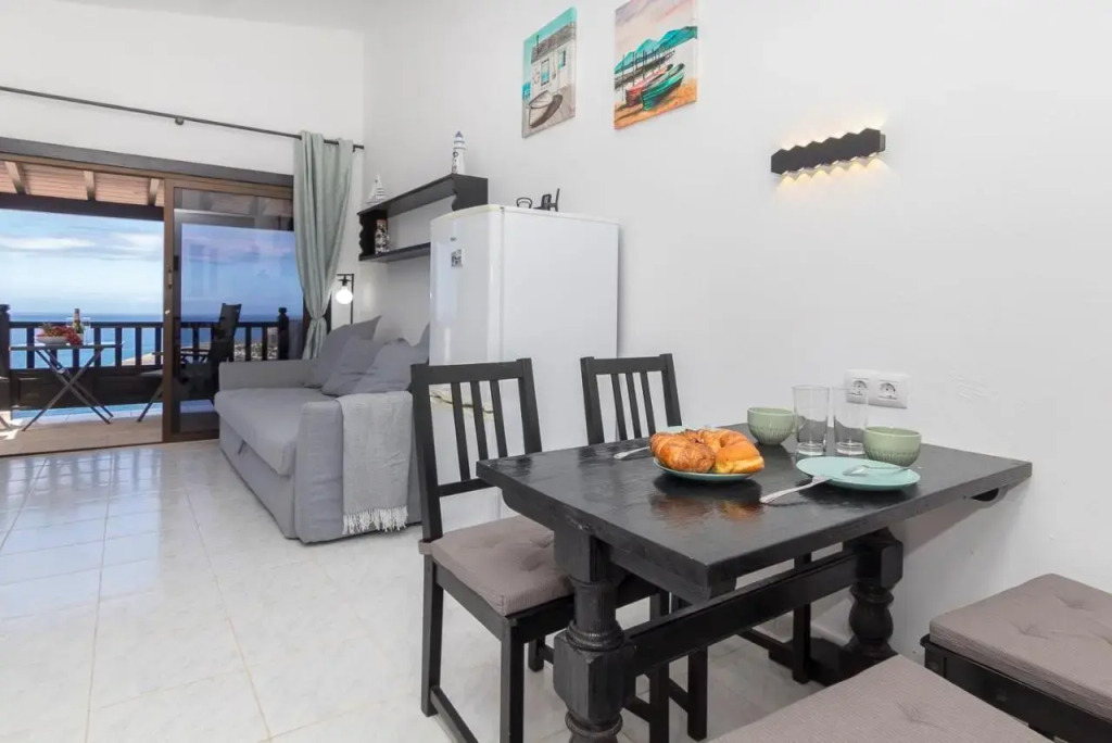 Sunset Dream Bungalow with balcony sea view.
