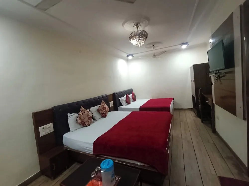 Hotel Ganga Azure