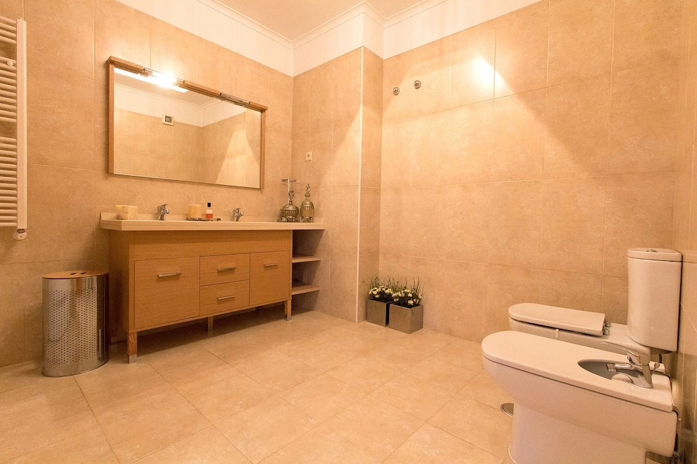 Expo Luxurious by Homing