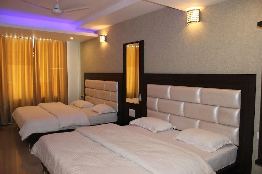 Hotel Kimaya