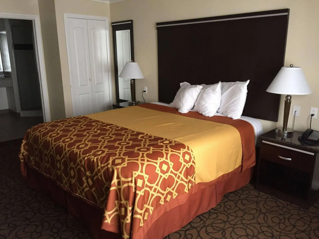 Ocean Surf Inn & Suites