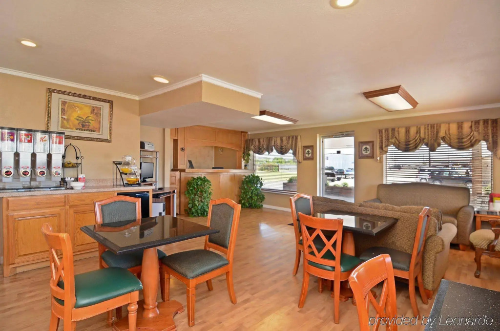 Americas Best Value Inn Crosstimbers