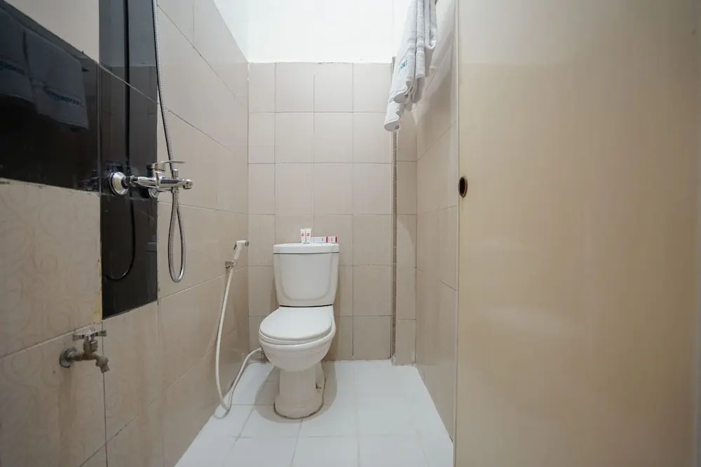 Oyo 1026 Cendrawasih Homestay