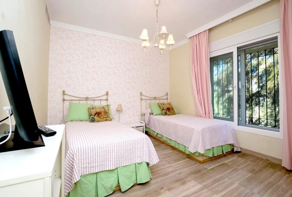 Apartment With 3 Bedrooms in Marbella, With Wonderful sea View, Pool A