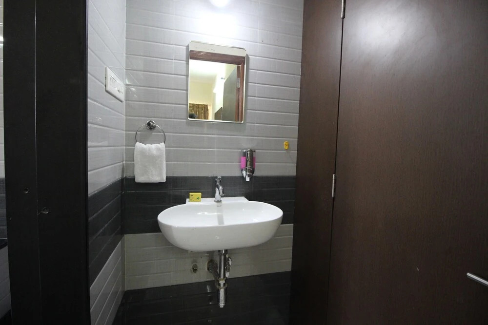 FabHotel Atithi Baner