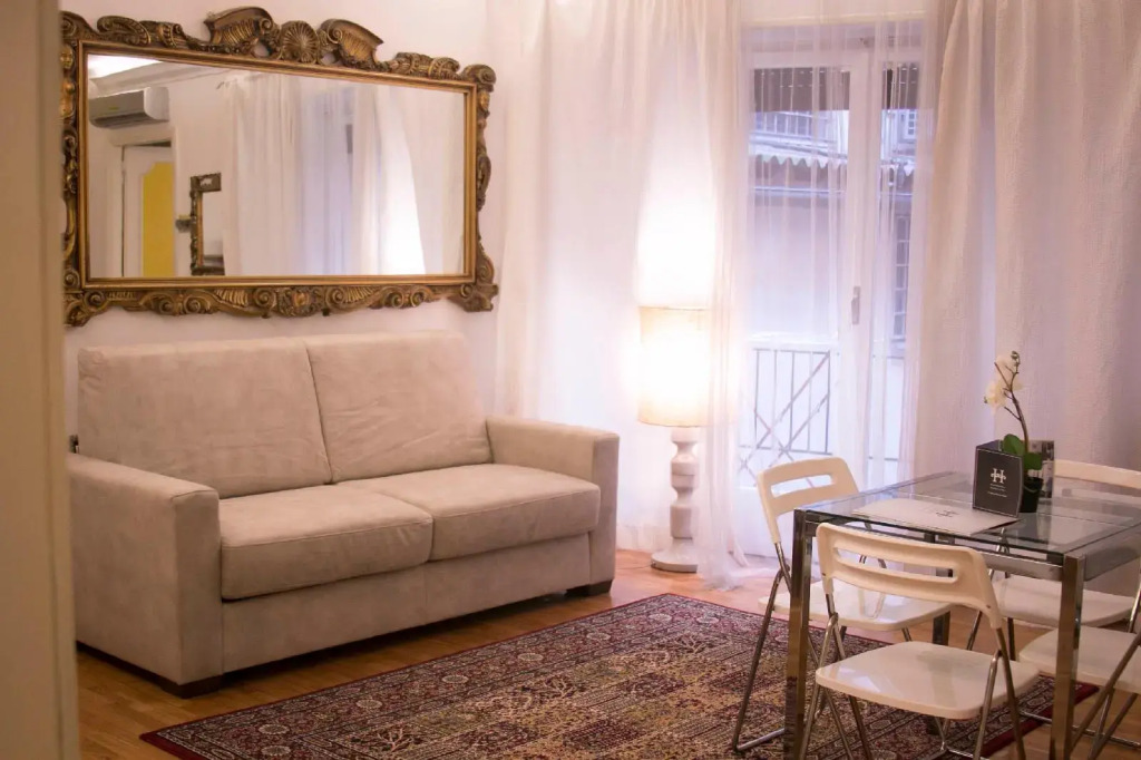 Hemeras Boutique House Aparthotel Roma Centro 2