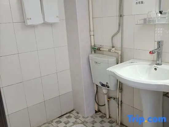 Hongda Hostel