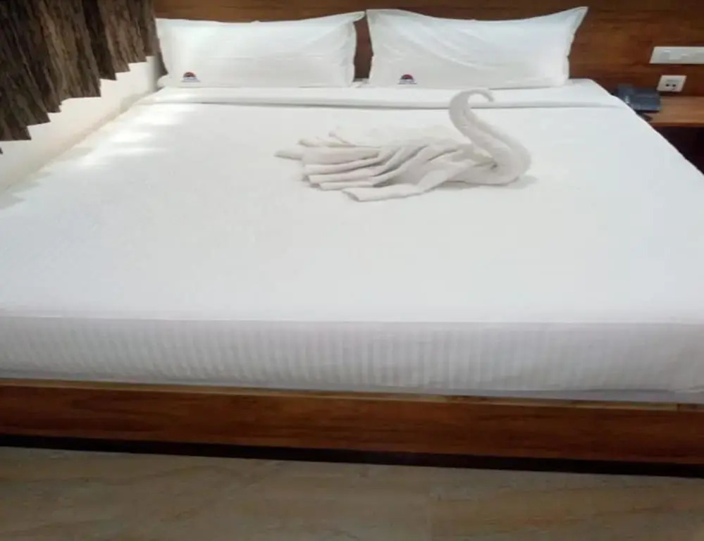 Lingaa's Residency