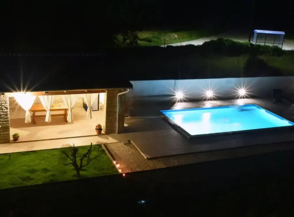 Villa Prestige Azinetti with Pool