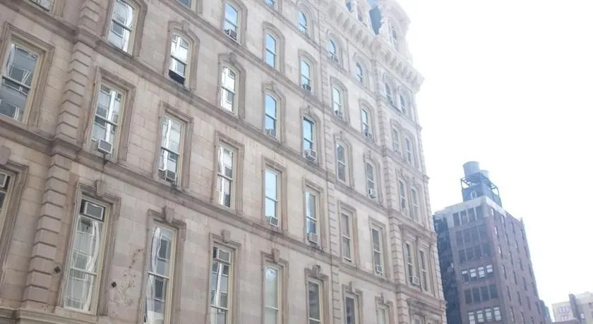 MACY 31 Self Serviced Apartments