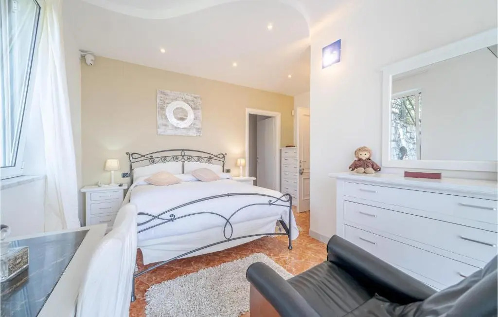 Pet Friendly Home In Chiavari