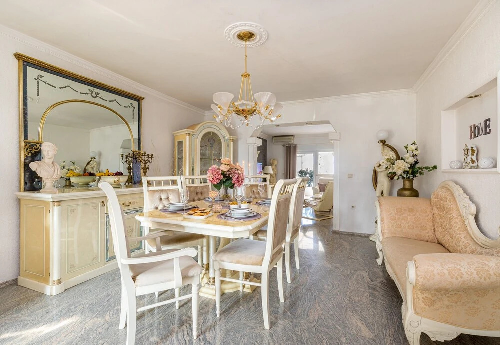 Deluxe Apartment Sandra 1200m From Beach