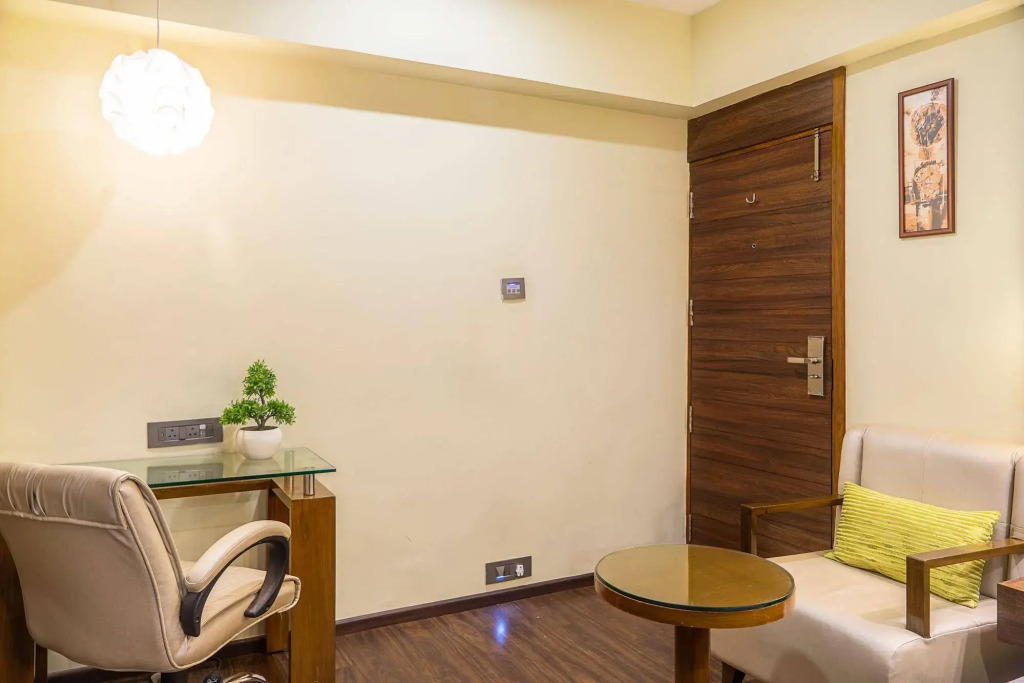 Super Inn Armoise Hotel - Navrangpura, Ahmedabad