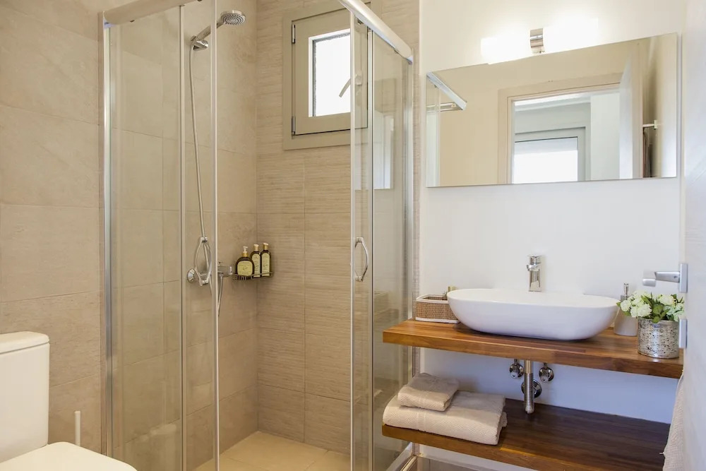 VILLAS MIRO - Luxury Villas with Direct Sea Access for 14 people