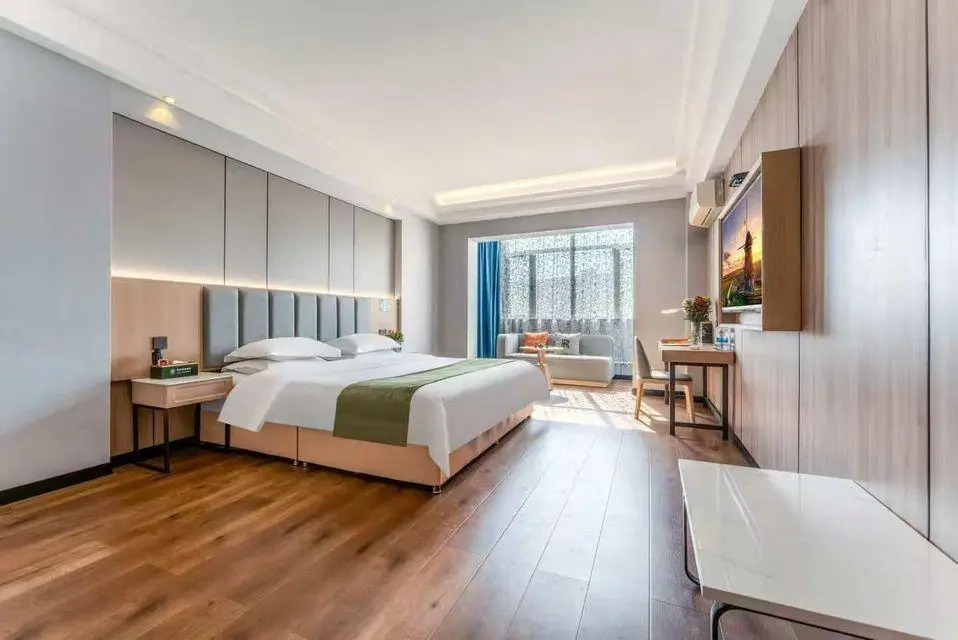 GreenTree Inn Jiuquan Century Plaza Hotel