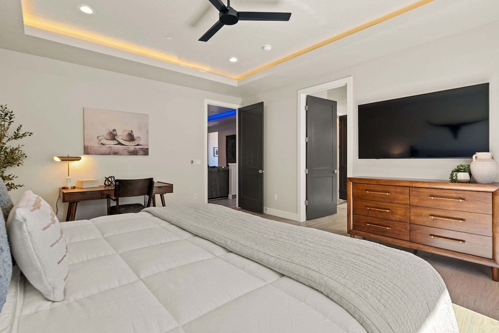 Horseman's Hideout 3 Bedroom Townhouse