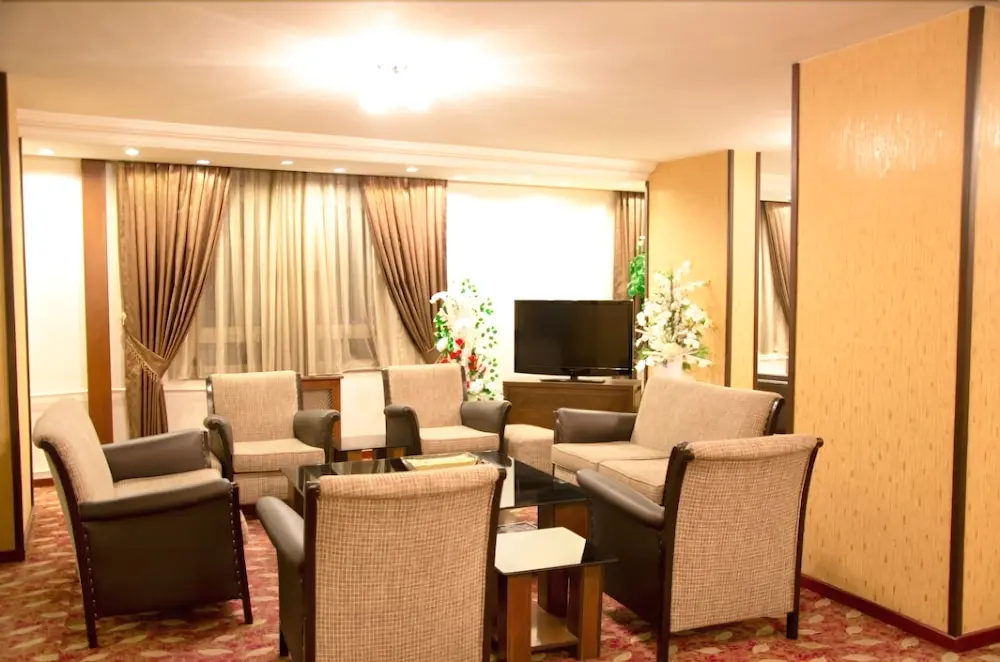Kircuval Hotel