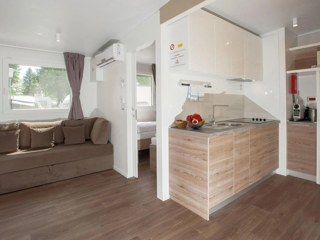 Nice air-conditioned chalet, in a holiday park, 2.5 km. from Hermagor