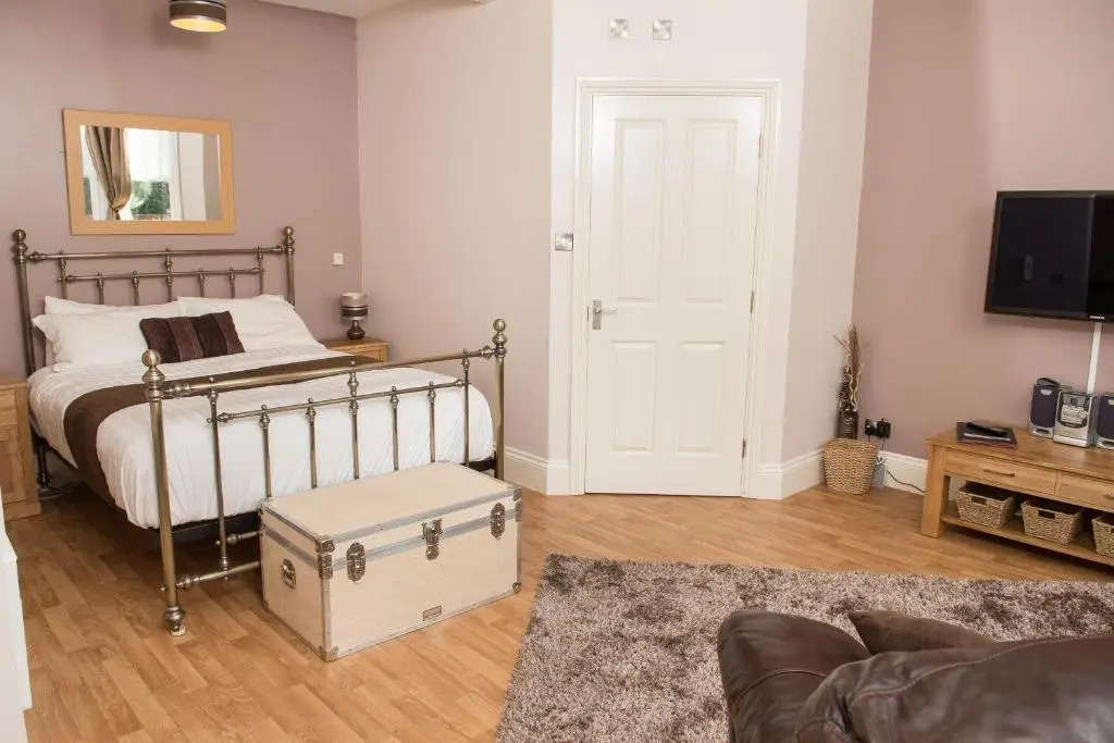The Emerald Suite, Birmingham
