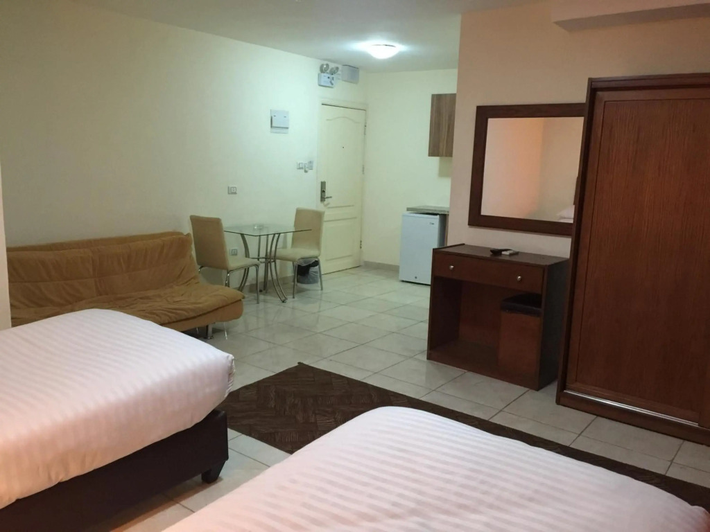 Zaina Plaza Hotel