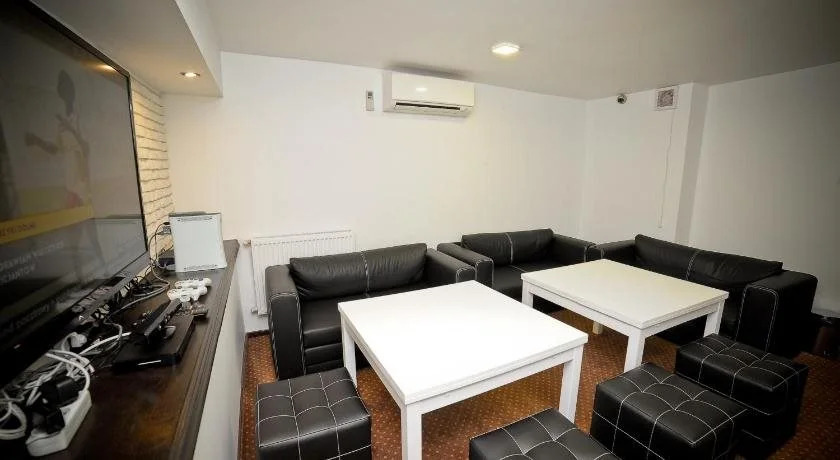 World Hostel - Old Town