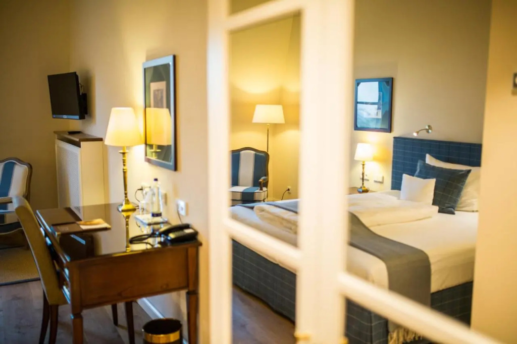 Hotel Schloss Leitheim