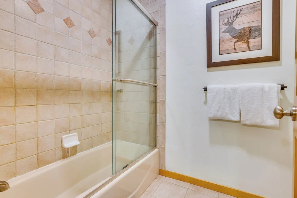 Private Hot Tub: Scenic Granby Vacation Rental!