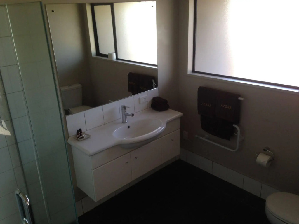 Azena Motels