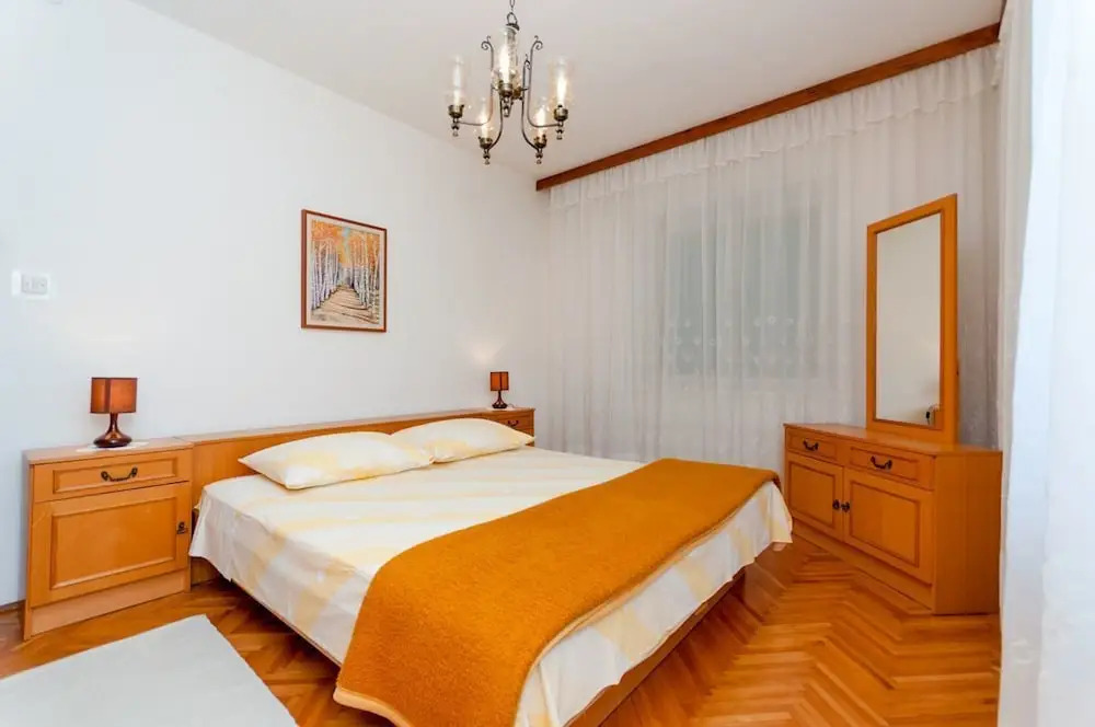 Apartment Mandalena