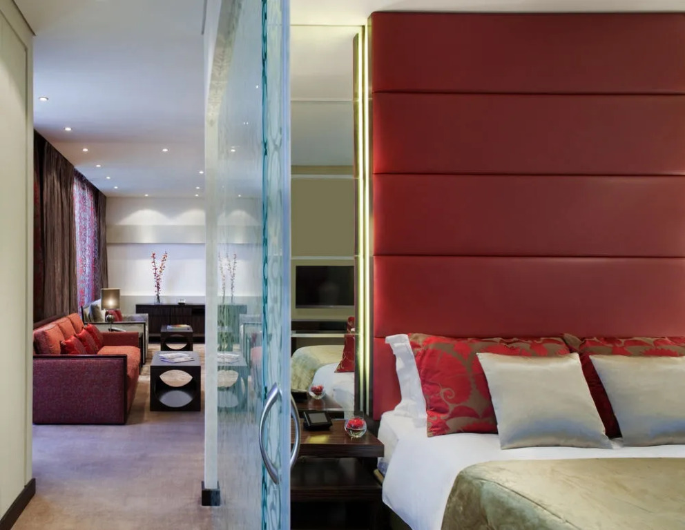 Al Faisaliah Suites