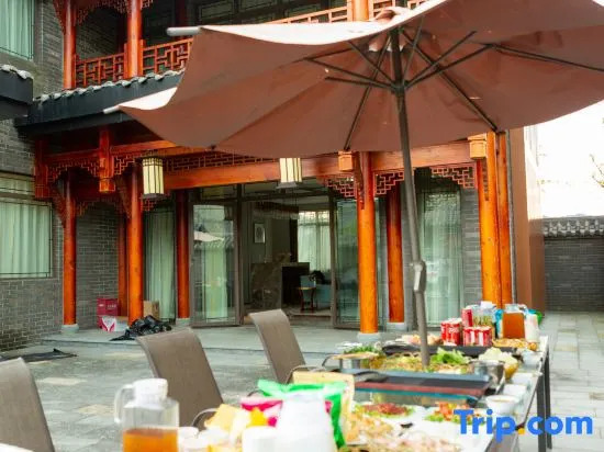Mingjing International Hotel