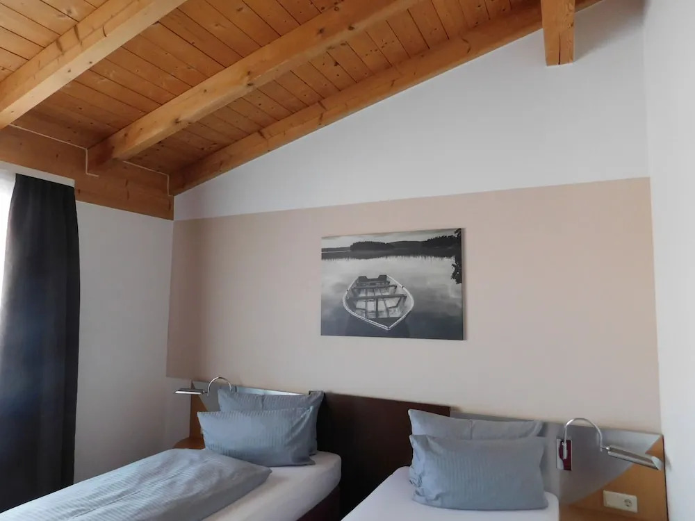 Hotel KonradP Holzkirchen