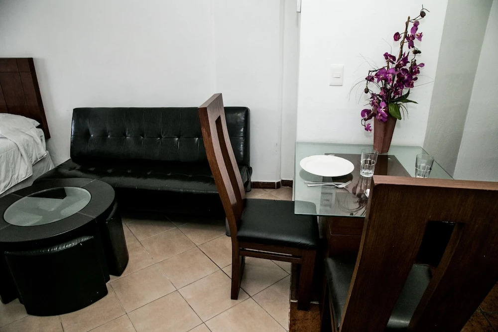 Hotel Dioh De Larga Estancia En Monterrey