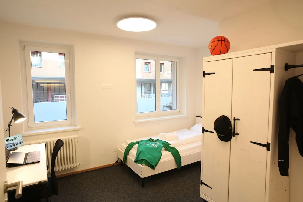 Nest -  Elsastrasse