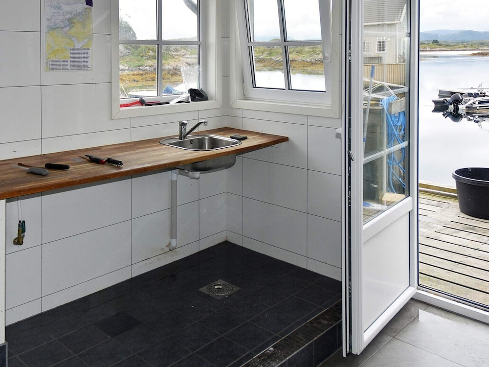 6 Person Holiday Home in Bud