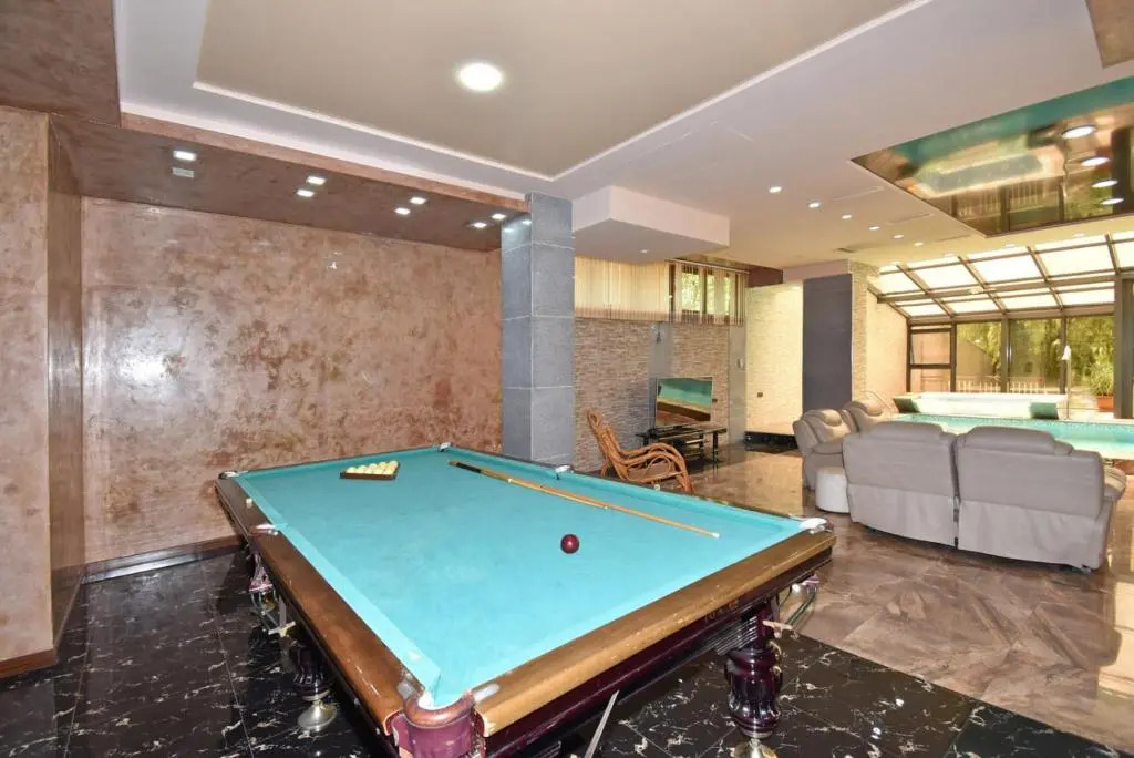Kocharyan Street, 5 bedrooms Luxury, Unique House MS555